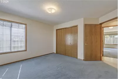 668 NE Maryann Ct, Hillsboro, OR 97124 - Photo 25
