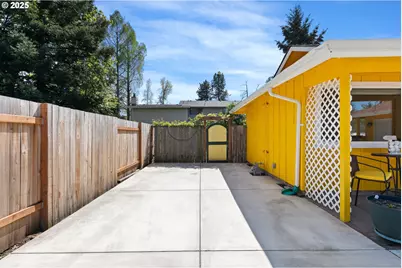 1170 Cal Young Rd, Eugene, OR 97401 - Photo 29