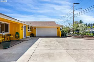 1170 Cal Young Rd, Eugene, OR 97401 - Photo 31