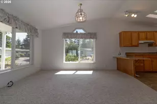499 Sherwood Loop, Florence, OR 97439 - Photo 15