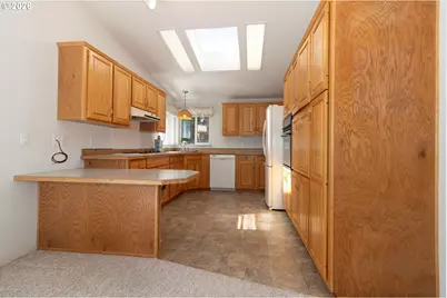 499 Sherwood Loop, Florence, OR 97439 - Photo 17