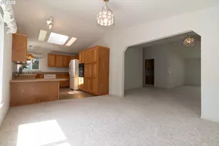 499 Sherwood Loop, Florence, OR 97439 - Photo 13