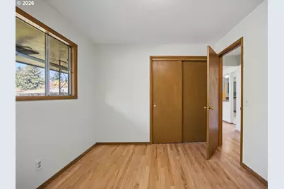 10336 NE Russell Ct, Portland, OR 97220 - Photo 15
