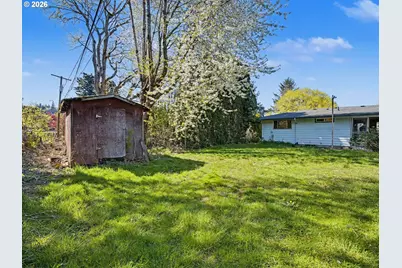 10336 NE Russell Ct, Portland, OR 97220 - Photo 3