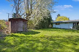 10336 NE Russell Ct, Portland, OR 97220 - Photo 3