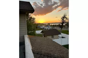 445 NE Seventh St, Irrigon, OR 97844 - Photo 3