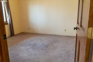 445 NE Seventh St, Irrigon, OR 97844 - Photo 11