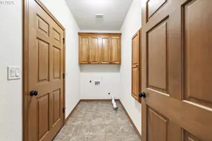 424 13th St, Aumsville, OR 97325 - Photo 37