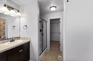 203 N 40th Ave, Ridgefield, WA 98642 - Photo 31