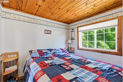 1418 NE Oar Ave, Lincoln City, OR 97367 - Photo 11