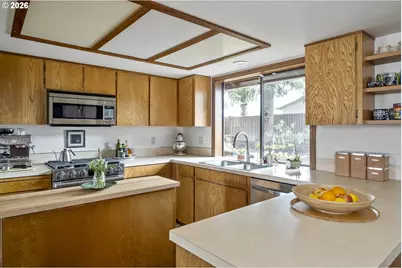 8330 SW Murdock St, Portland, OR 97224 - Photo 15