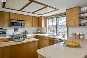 8330 SW Murdock St, Portland, OR 97224 - Photo 15