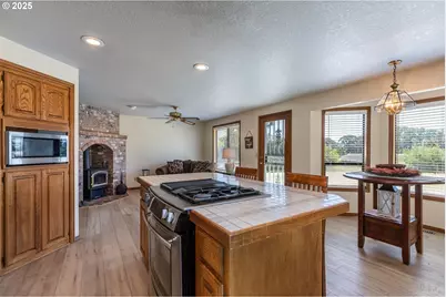 34948 Sykes Rd, Saint Helens, OR 97051 - Photo 13