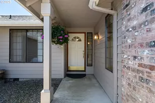 34948 Sykes Rd, Saint Helens, OR 97051 - Photo 3