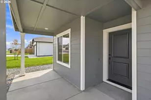 868 E Kinsley Ave, Hermiston, OR 97838 - Photo 5
