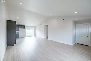 4485 Knotty Pne Ct, Sweet Home, OR 97386 - Photo 15