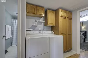 11470 SW 14th St, Beaverton, OR 97005 - Photo 21