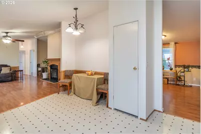 189 Raintree Ave, Sutherlin, OR 97479 - Photo 13