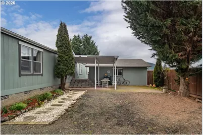 189 Raintree Ave, Sutherlin, OR 97479 - Photo 1