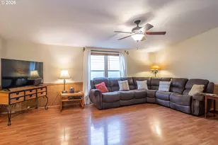 189 Raintree Ave, Sutherlin, OR 97479 - Photo 11