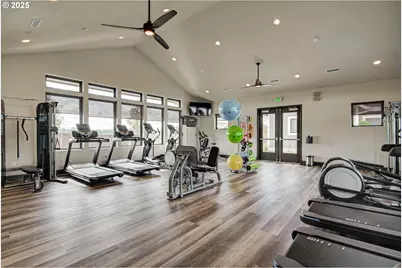 4395 SE Century Blvd, Hillsboro, OR 97123 - Photo 11