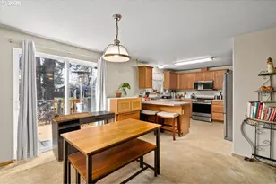 131 NE 201st Ave, Portland, OR 97230 - Photo 7