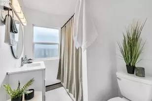 648 Juniper St, Junction City, OR 97448 - Photo 25