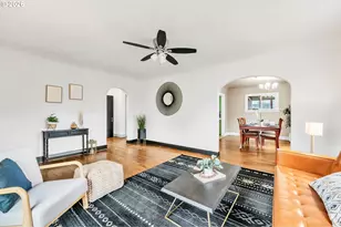 648 Juniper St, Junction City, OR 97448 - Photo 9