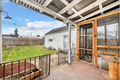 648 Juniper St, Junction City, OR 97448 - Photo 43