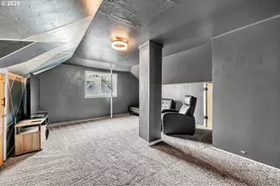 648 Juniper St, Junction City, OR 97448 - Photo 39