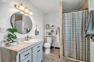 648 Juniper St, Junction City, OR 97448 - Photo 35