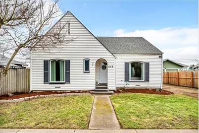 648 Juniper St, Junction City, OR 97448 - Photo 1