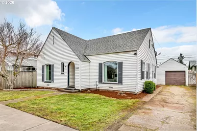 648 Juniper St, Junction City, OR 97448 - Photo 1