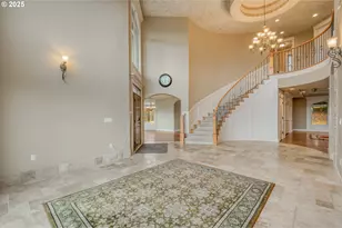 12491 SE Capri Ct, Happy Valley, OR 97086 - Photo 13