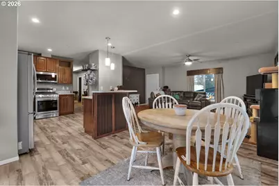 91474 Railroad Rd, Warrenton, OR 97146 - Photo 11