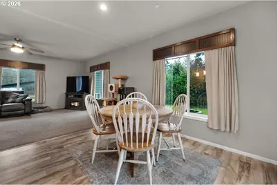 91474 Railroad Rd, Warrenton, OR 97146 - Photo 9