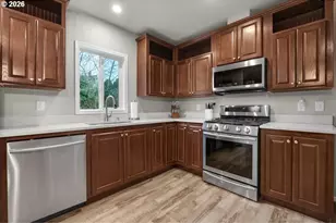 91474 Railroad Rd, Warrenton, OR 97146 - Photo 13