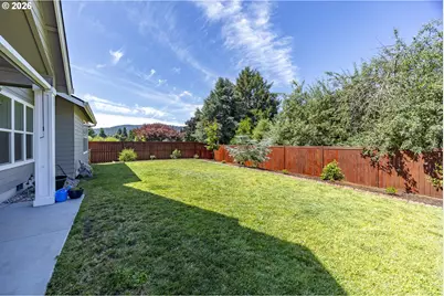 1152 S 46th St, Springfield, OR 97478 - Photo 41