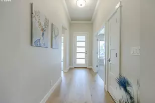 1152 S 46th St, Springfield, OR 97478 - Photo 9
