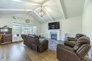 1152 S 46th St, Springfield, OR 97478 - Photo 11
