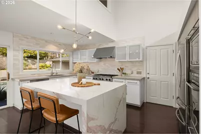 13768 Knaus Rd, Lake Oswego, OR 97034 - Photo 17