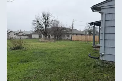 276 Art Lott Ln, Creswell, OR 97426 - Photo 15