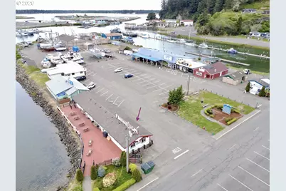 110 Bay Front Loop, Winchester Bay, OR 97467 - Photo 35