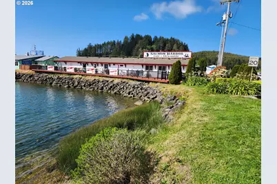 110 Bay Front Loop, Winchester Bay, OR 97467 - Photo 3