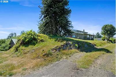 6405 Spring St, Cloverdale, OR 97112 - Photo 11