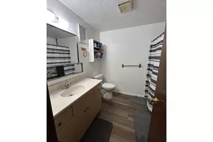 5495 A Units 69-72 St, Springfield, OR 97478 - Photo 9