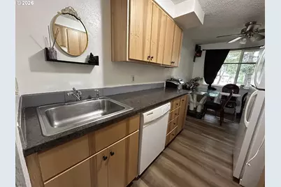 5495 A Units 69-72 St, Springfield, OR 97478 - Photo 5