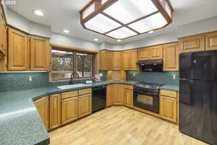 18738 S Terry-Michael Dr, Oregon City, OR 97045 - Photo 9