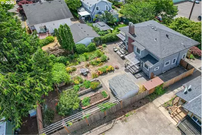 2724 NE 59th Ave, Portland, OR 97213 - Photo 1