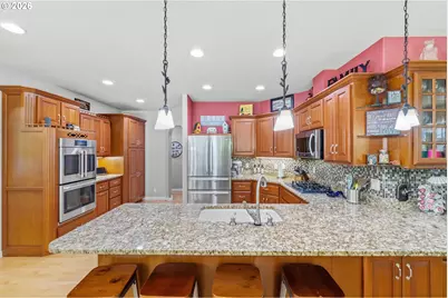 2225 Hayes St, North Bend, OR 97459 - Photo 21